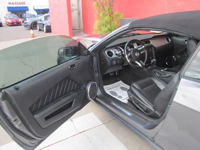 Ford Mustang 2011 price $17,995