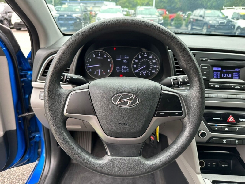 Hyundai Elantra 2017 price $8,497