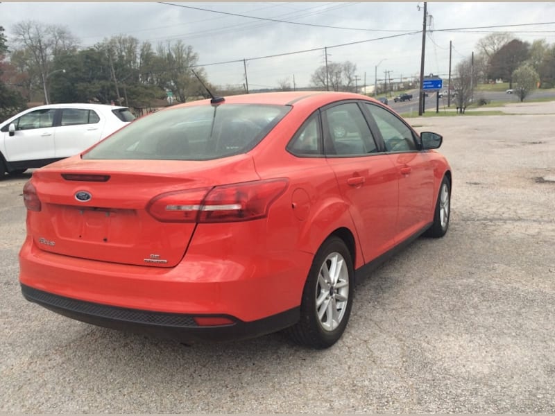 Ford Focus 2016 price 2200down