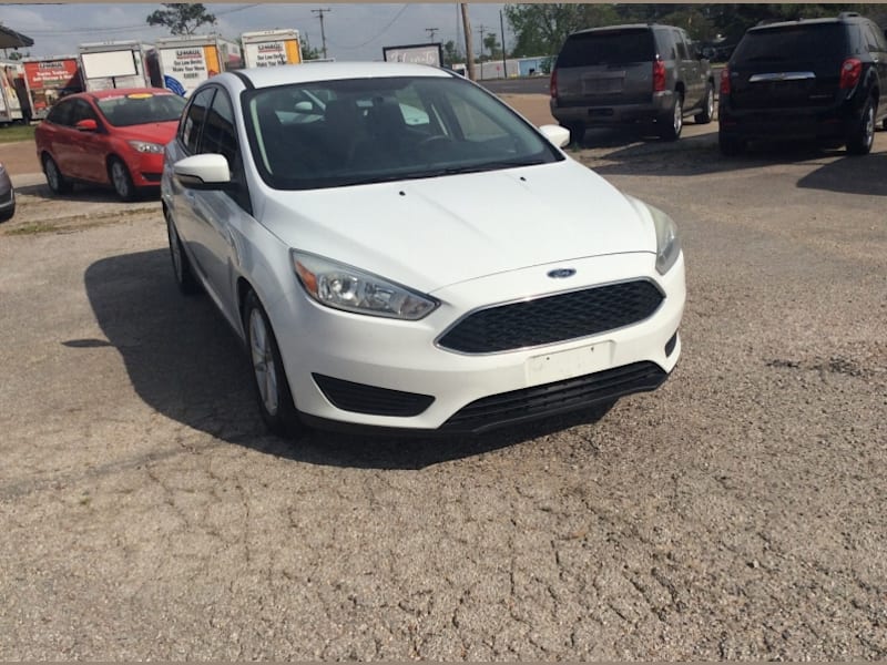Ford Focus 2016 price 2000down