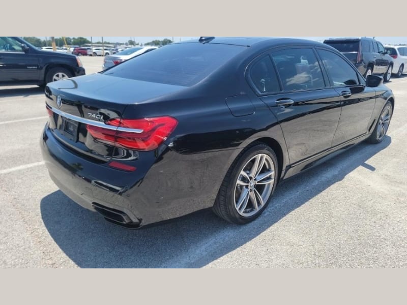 BMW 7-Series 2016 price $31,499