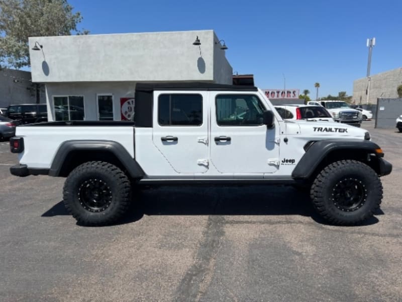 Jeep Gladiator 2020 price $40,995