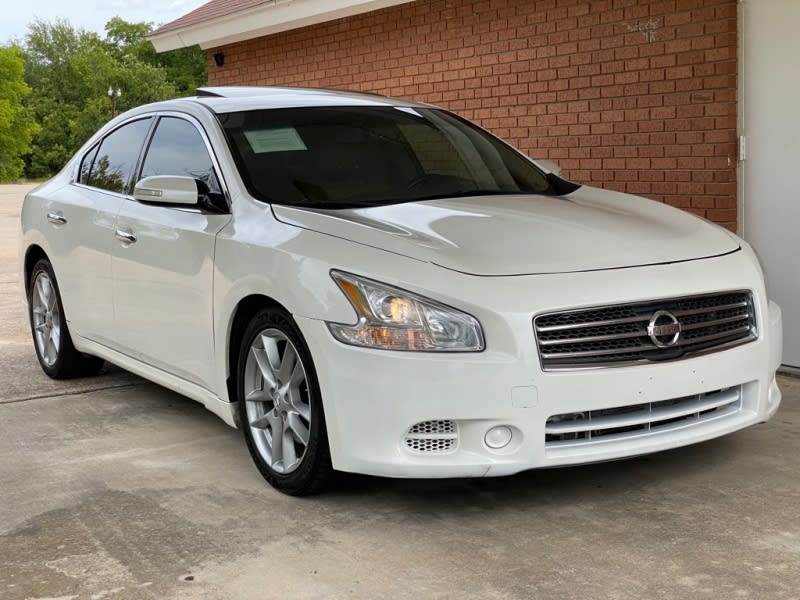 NISSAN MAXIMA S 2011 price Call for Pricing.
