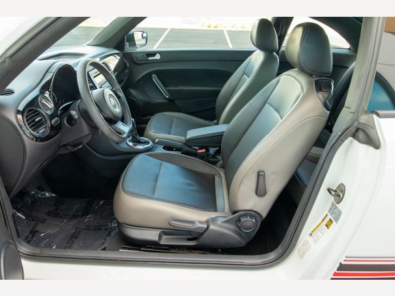 Volkswagen Beetle Coupe 2015 price $11,499