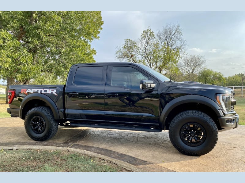 Ford F-150 2023 price $136,988