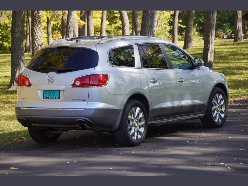 Buick Enclave 2012 price $9,999