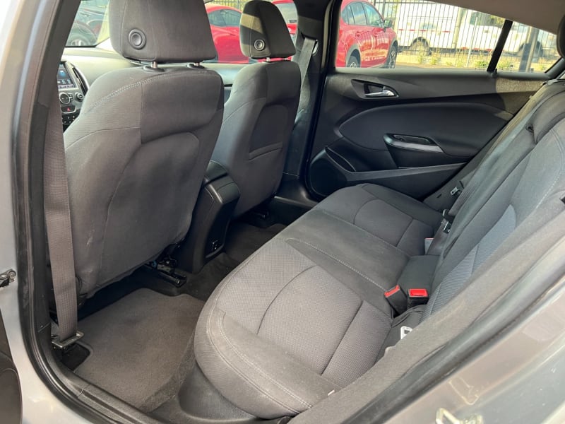 Chevrolet Cruze 2018 price $15,890