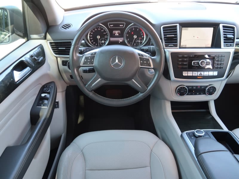 Mercedes-Benz M-Class 2015 price $17,997