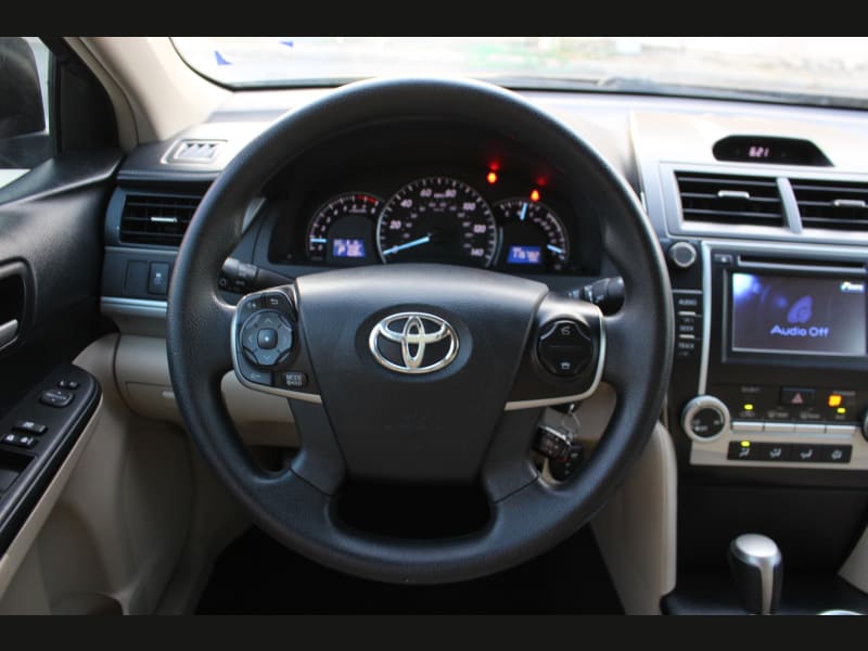 Toyota Camry 2013 price $10,500