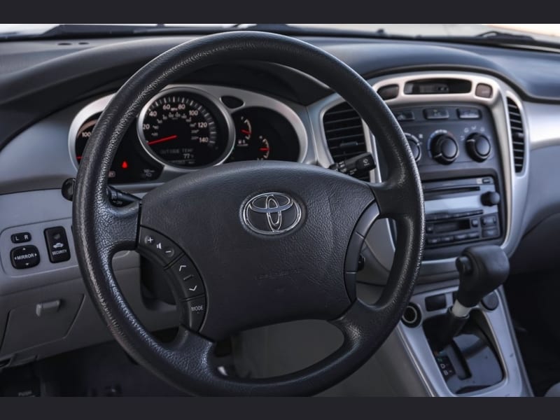 Toyota Highlander Hybrid 2006 price $7,990
