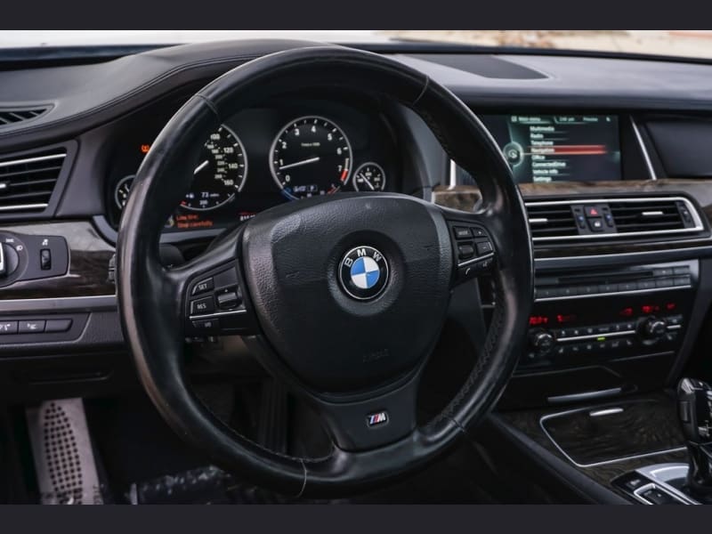 BMW 7 Series 2013 price $17,590