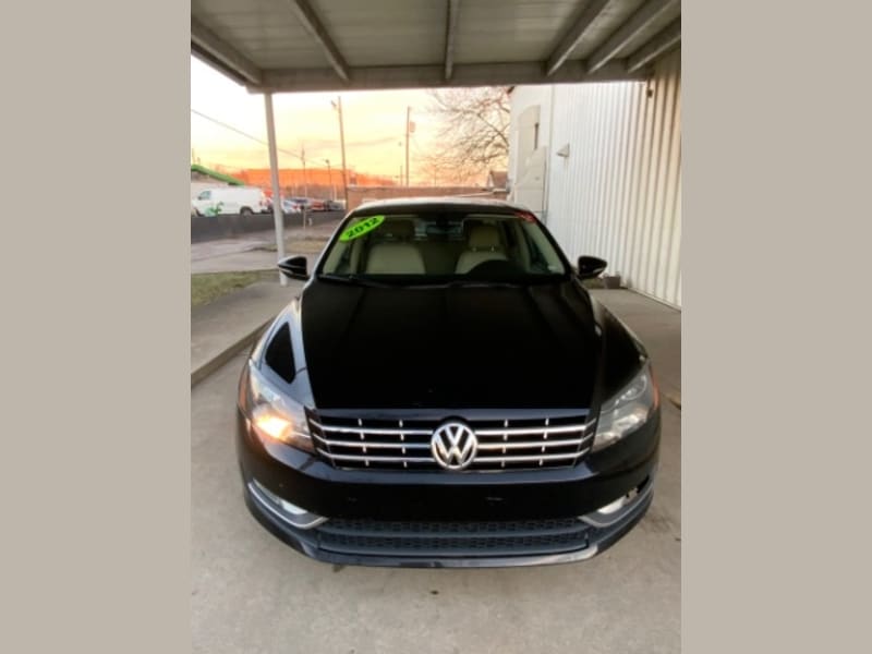 Volkswagen Passat 2012 price $9,900
