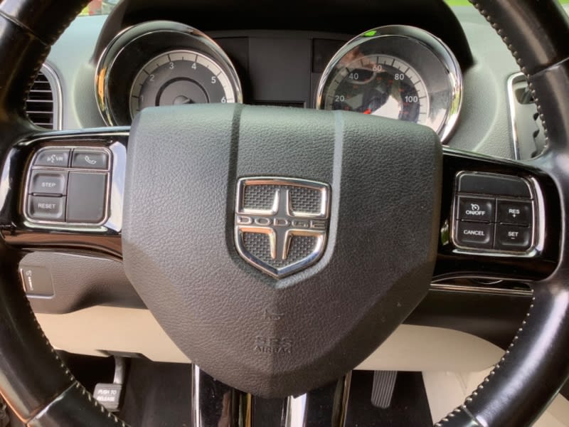 Dodge Grand Caravan 2019 price $18,995