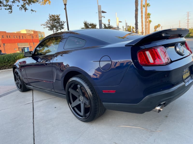 Ford Mustang 2010 price $12,370 Cash