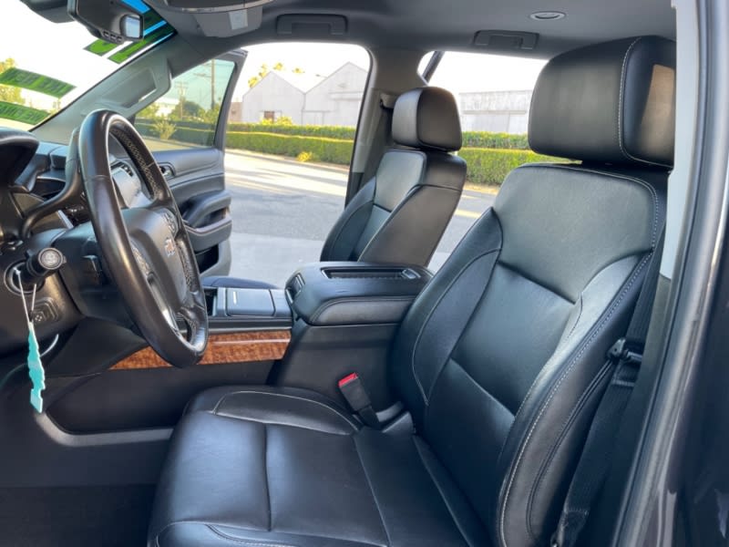 Chevrolet Tahoe 2018 price $35,600 Cash