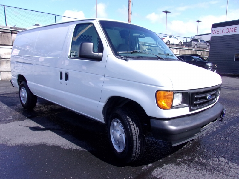 Ford Econoline Cargo Van 2007 price $15,995