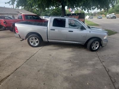 2019 RAM 1500 Classic Tradesman 4x2...