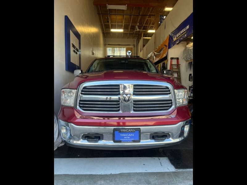 RAM 1500 BIGHORN Eco diesel 4x4 2014 price $19,700