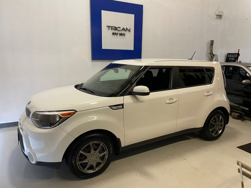 Kia Soul 2015 price $12,500