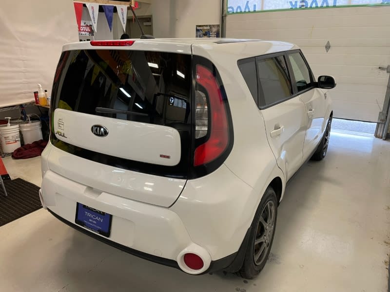 Kia Soul 2015 price $12,500