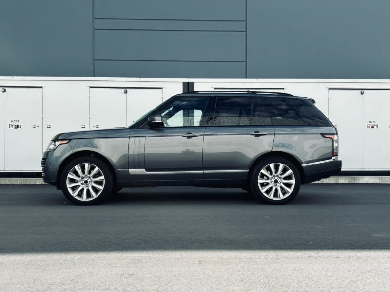 Land Rover Range Rover 2014 price $32,000