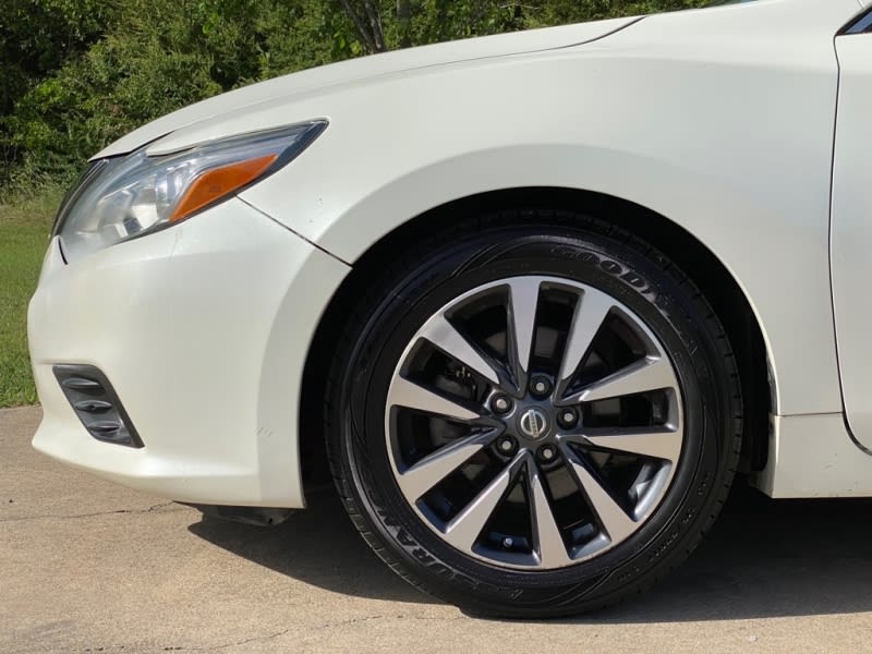 NISSAN ALTIMA SV 2017 price $8,995