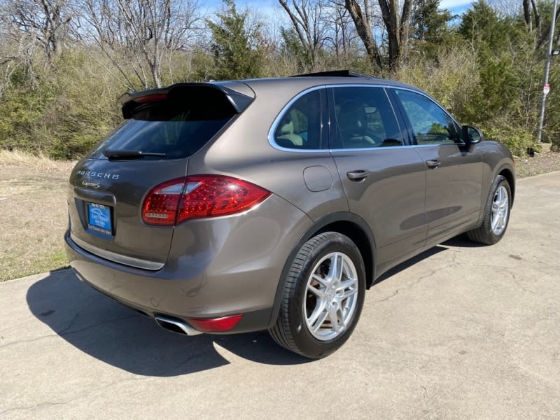 PORSCHE CAYENNE S 2012 price $11,995