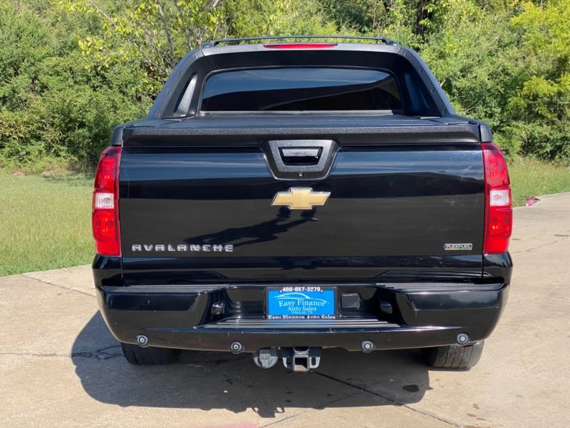 CHEVROLET AVALANCHE 2011 price $12,995