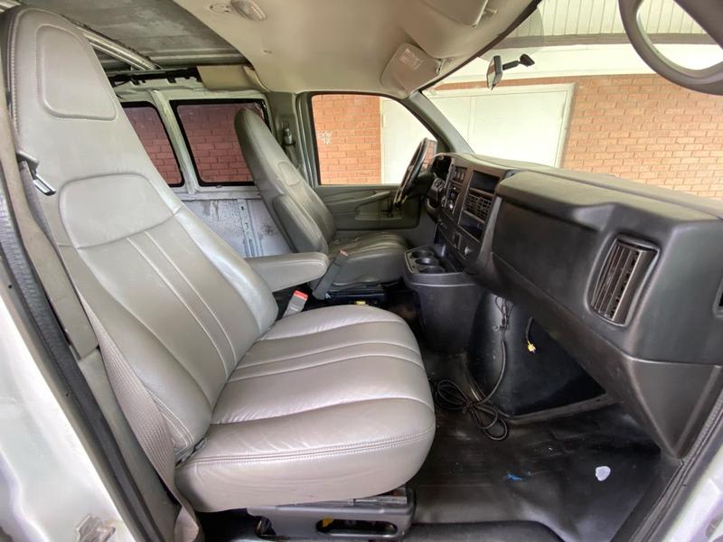 CHEVROLET EXPRESS G2500 2015 price $10,995