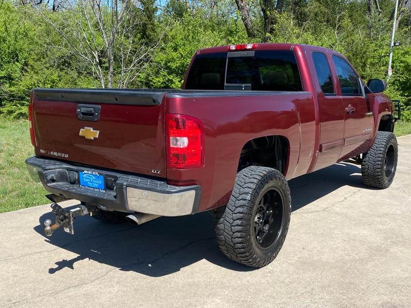 CHEVROLET SILVERADO LTZ 2013 price $12,495