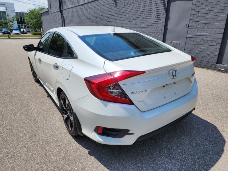 Honda Civic Sedan 2017 price $18,990