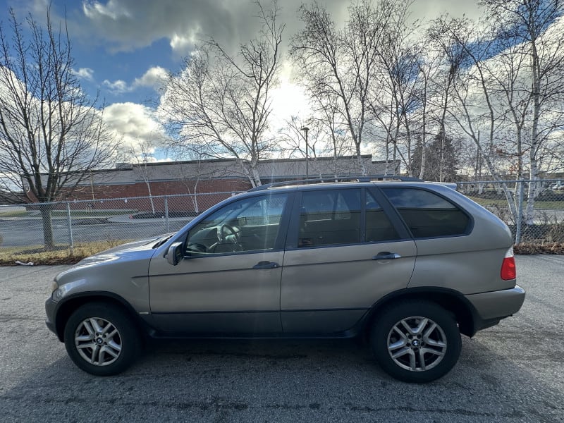 BMW X5 2004 price $3,590