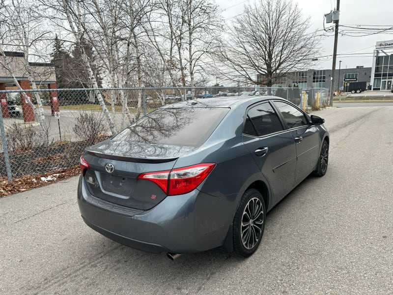 Toyota Corolla 2016 price $12,990