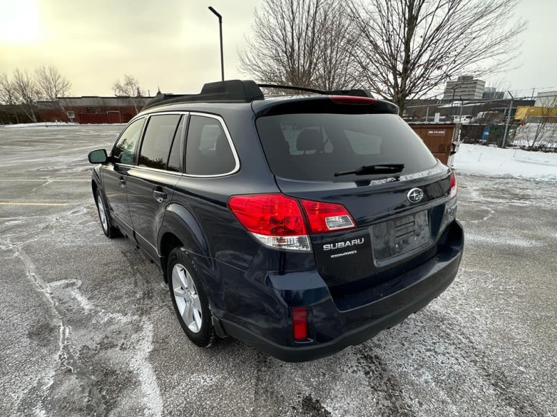 Subaru Outback 2013 price $9,280