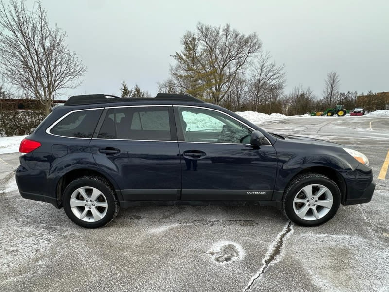 Subaru Outback 2013 price $9,280