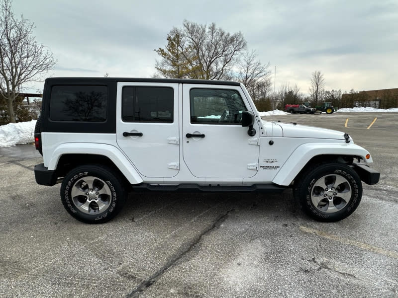 Jeep Wrangler Unlimited 2016 price $19,988