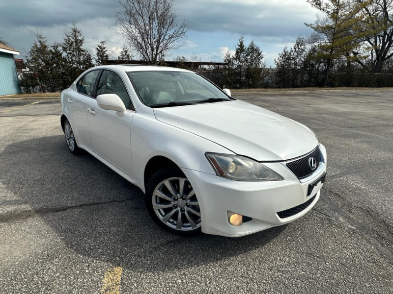 Lexus IS 250 2006 price $4,400