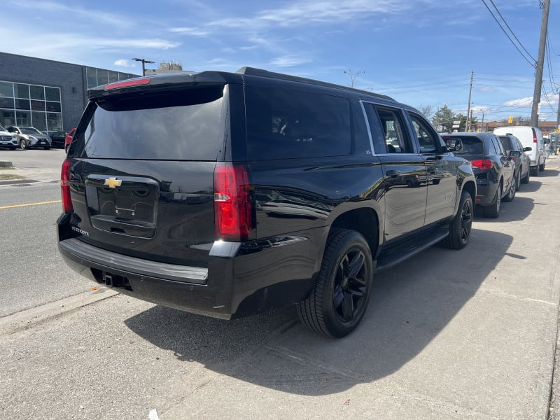 Chevrolet Suburban 2015 price $21,888