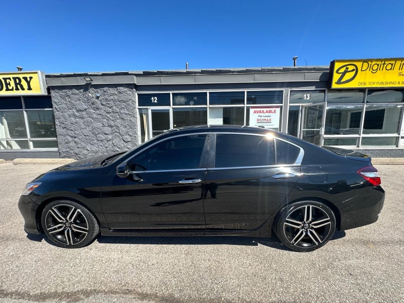 Honda Accord Sedan 2017 price $17,990