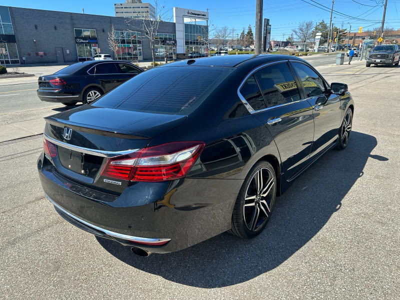 Honda Accord Sedan 2017 price $17,990