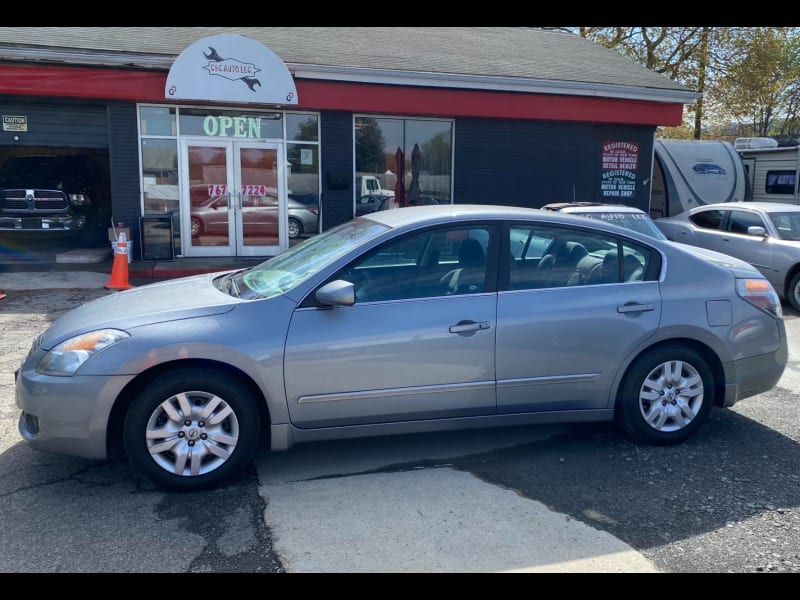 Nissan Altima 2009 price $5,995