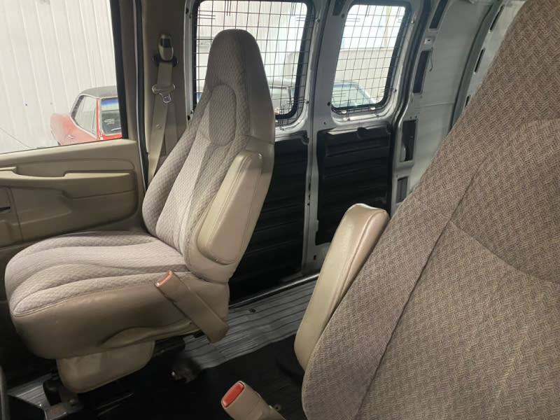 CHEVROLET EXPRESS G2500 2007 price $9,995