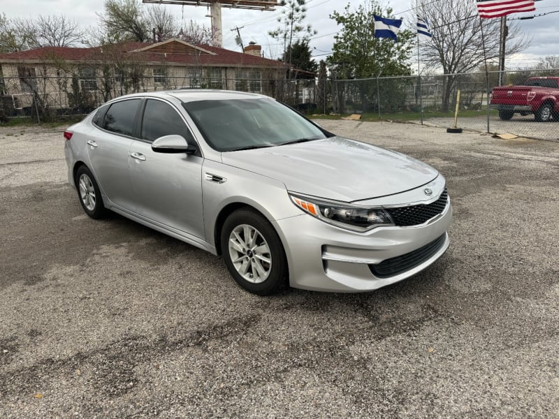 Kia Optima 2018 price $10,500 Cash