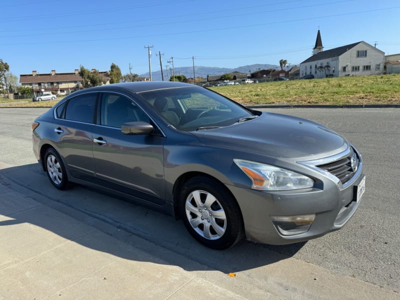 Nissan Altima 2014 price $4,995