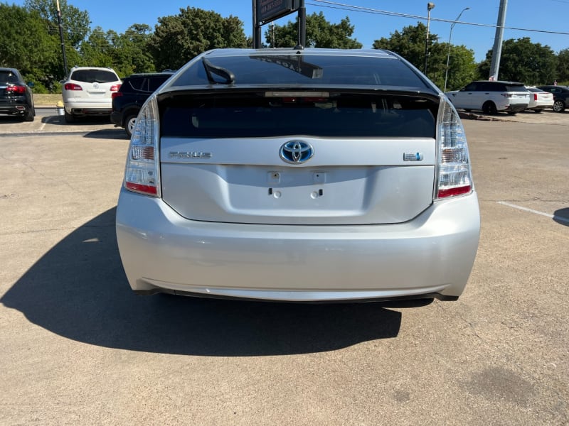 Toyota Prius 2010 price $7,990