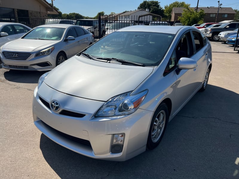 Toyota Prius 2010 price $7,990