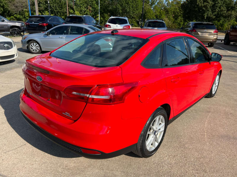 Ford Focus 2016 price $8,990