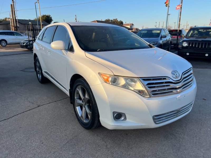 Toyota Venza 2012 price $8,900