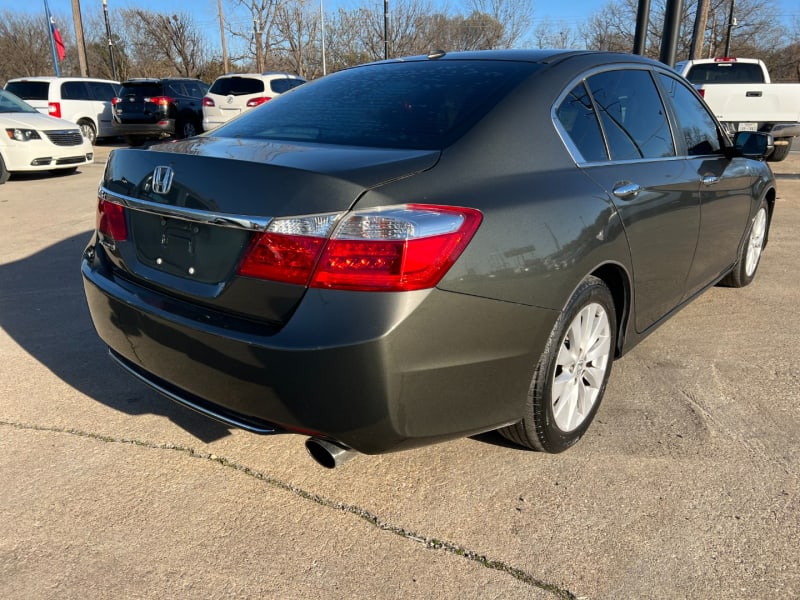 Honda Accord Sedan 2014 price $13,900