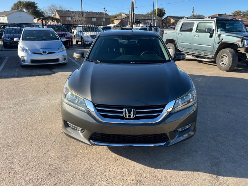 Honda Accord Sedan 2014 price $13,900